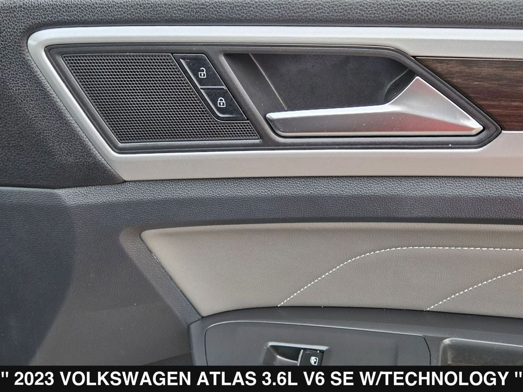 2023 Volkswagen Atlas 3.6L V6 SE w/Technology