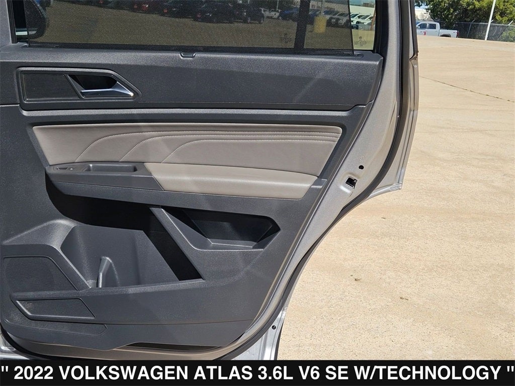 2022 Volkswagen Atlas 3.6L V6 SE w/Technology