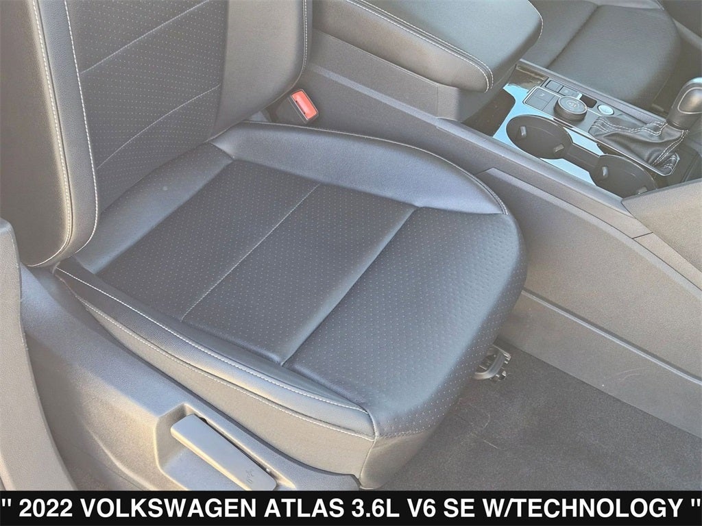 2022 Volkswagen Atlas 3.6L V6 SE w/Technology