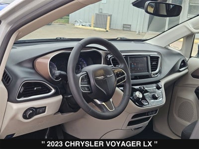 2023 Chrysler Voyager LX