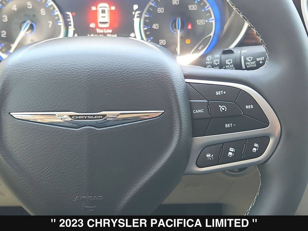 2023 Chrysler Pacifica Limited