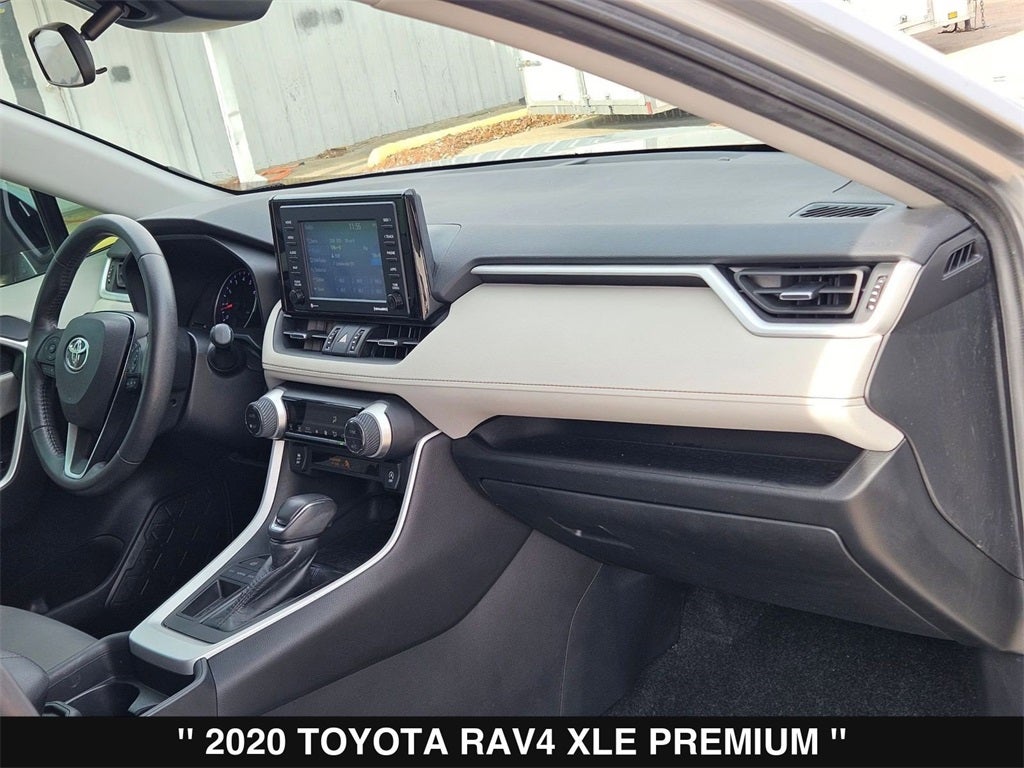 2020 Toyota RAV4 XLE Premium