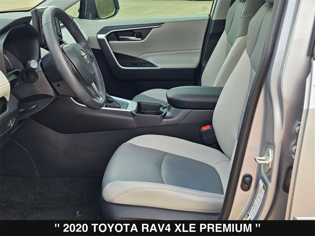 2020 Toyota RAV4 XLE Premium