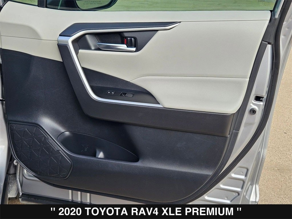 2020 Toyota RAV4 XLE Premium