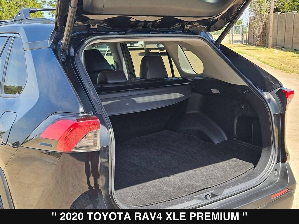 2020 Toyota RAV4 XLE Premium