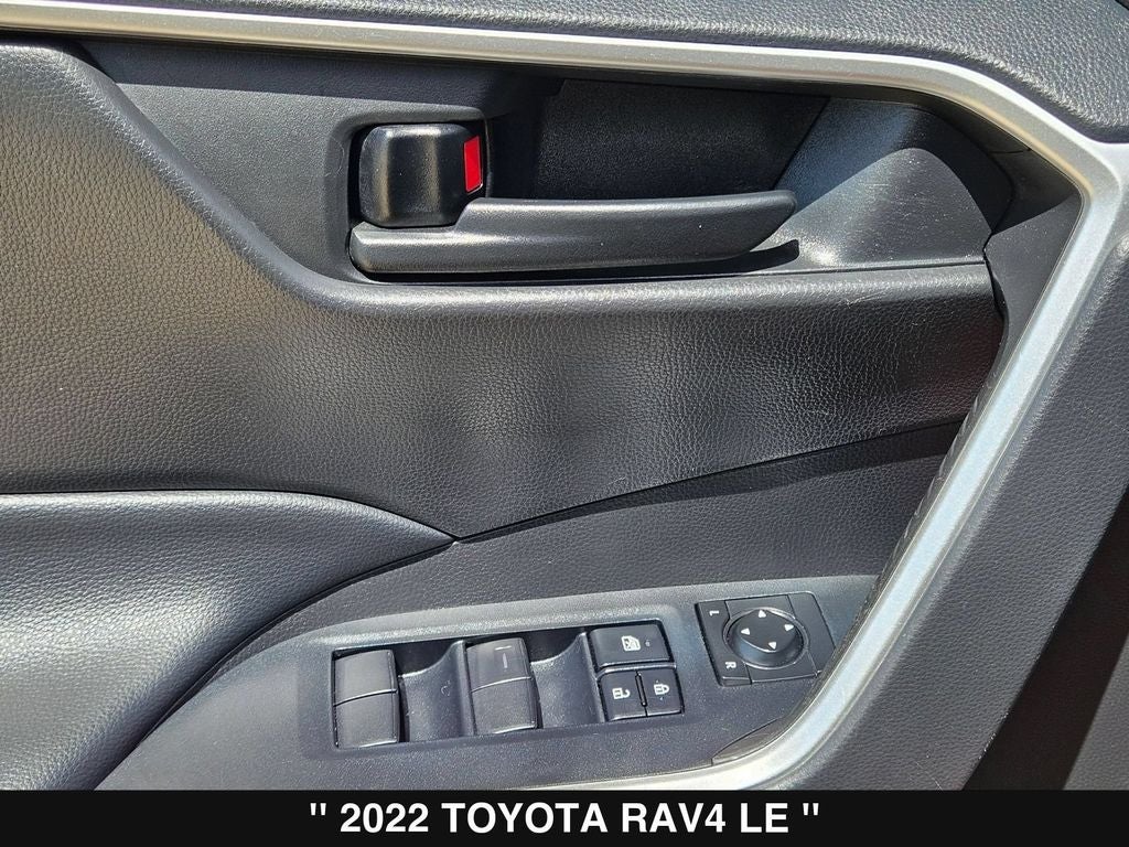 2022 Toyota RAV4 LE