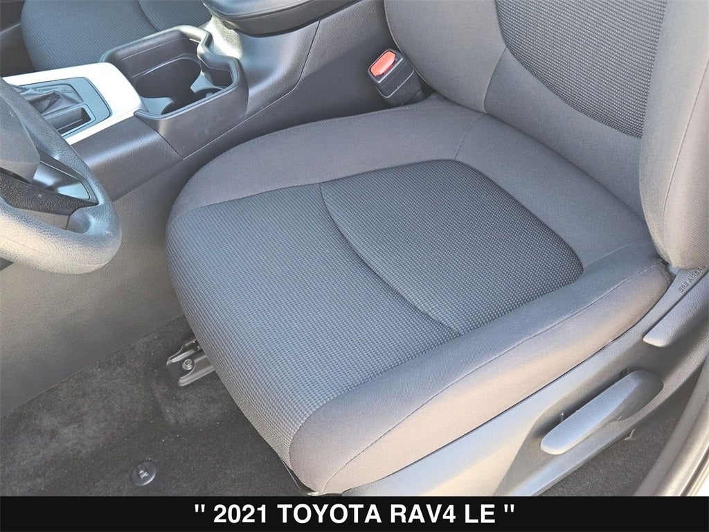 2021 Toyota RAV4 LE