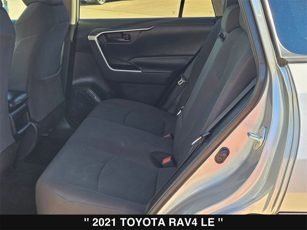 2021 Toyota RAV4 LE