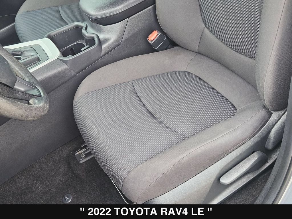 2022 Toyota RAV4 LE