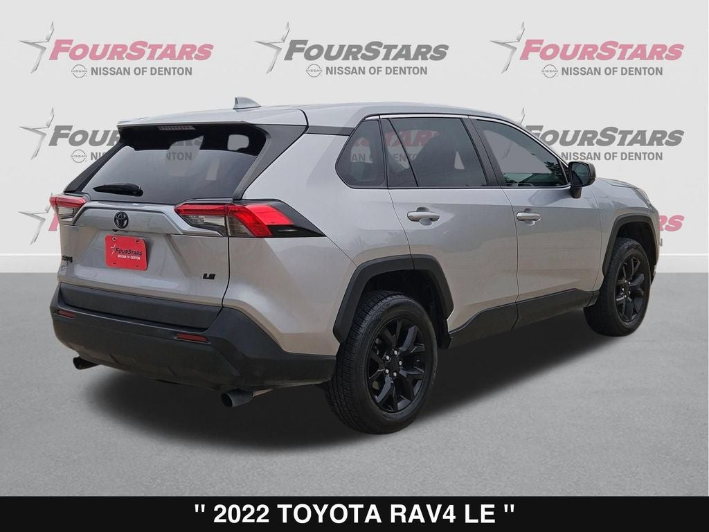 2022 Toyota RAV4 LE