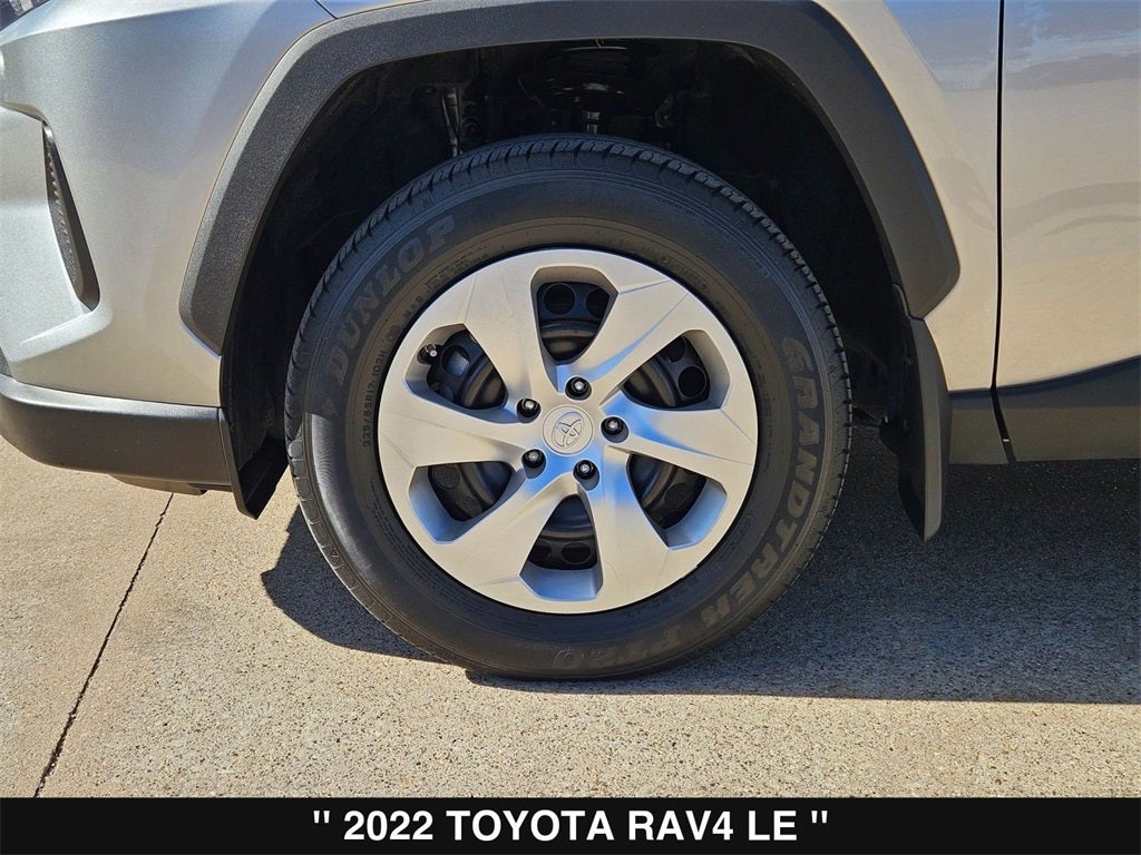 2022 Toyota RAV4 LE