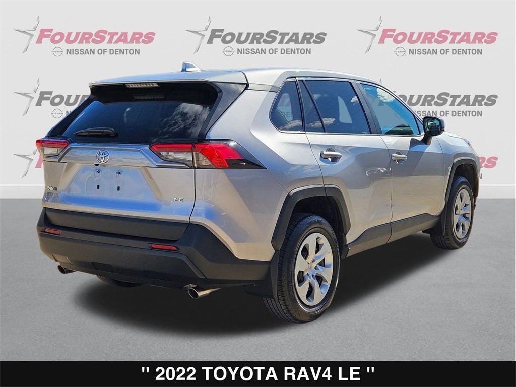 2022 Toyota RAV4 LE