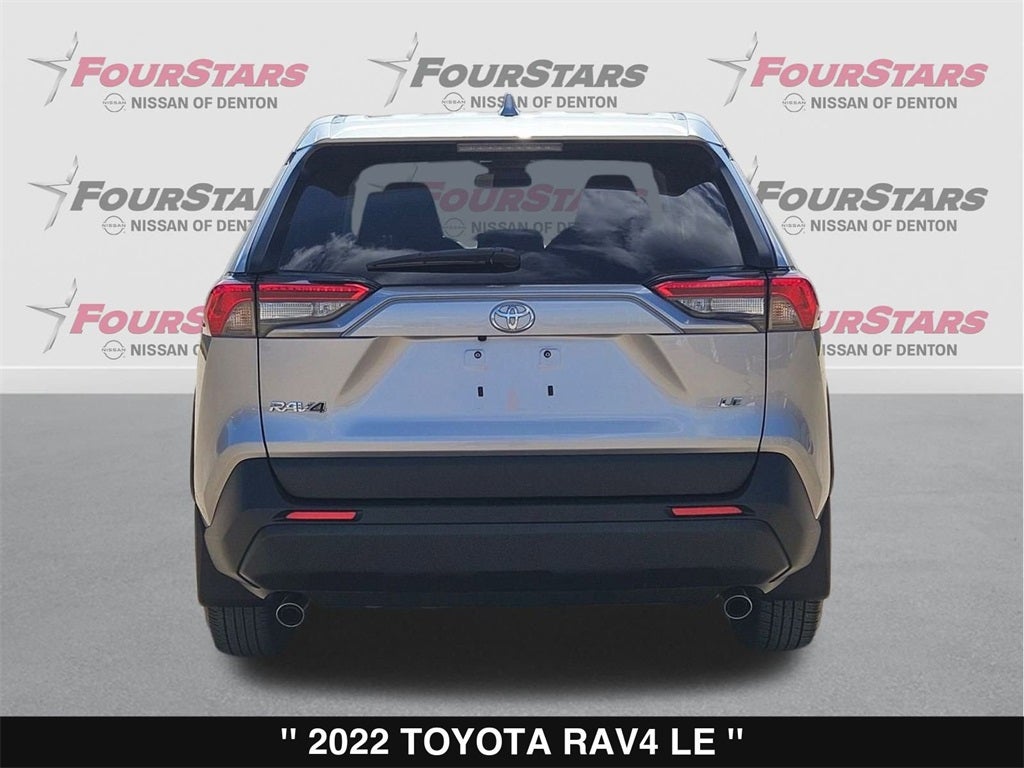 2022 Toyota RAV4 LE