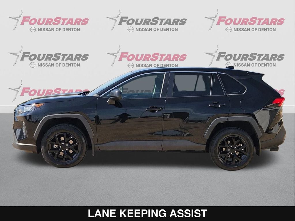 2022 Toyota RAV4 LE