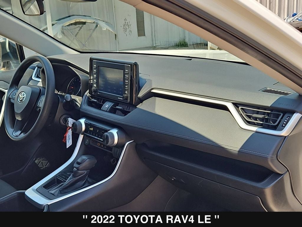 2022 Toyota RAV4 LE