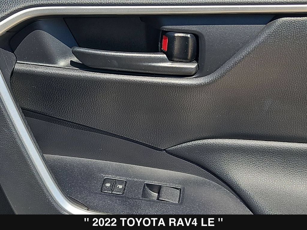 2022 Toyota RAV4 LE