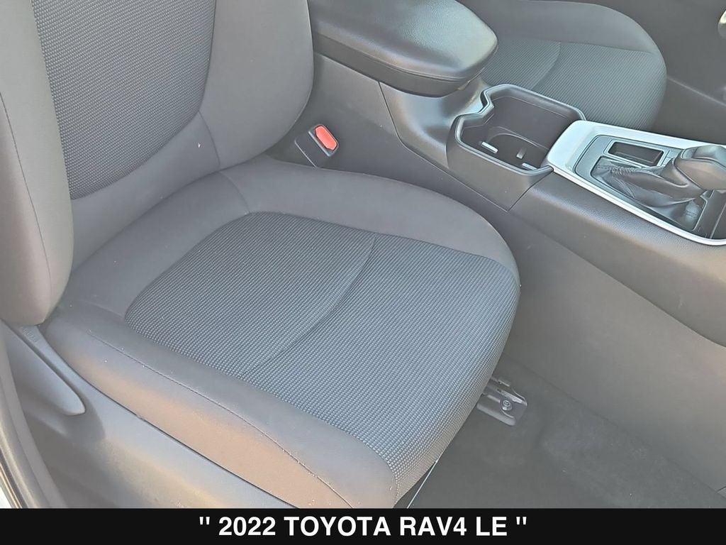 2022 Toyota RAV4 LE