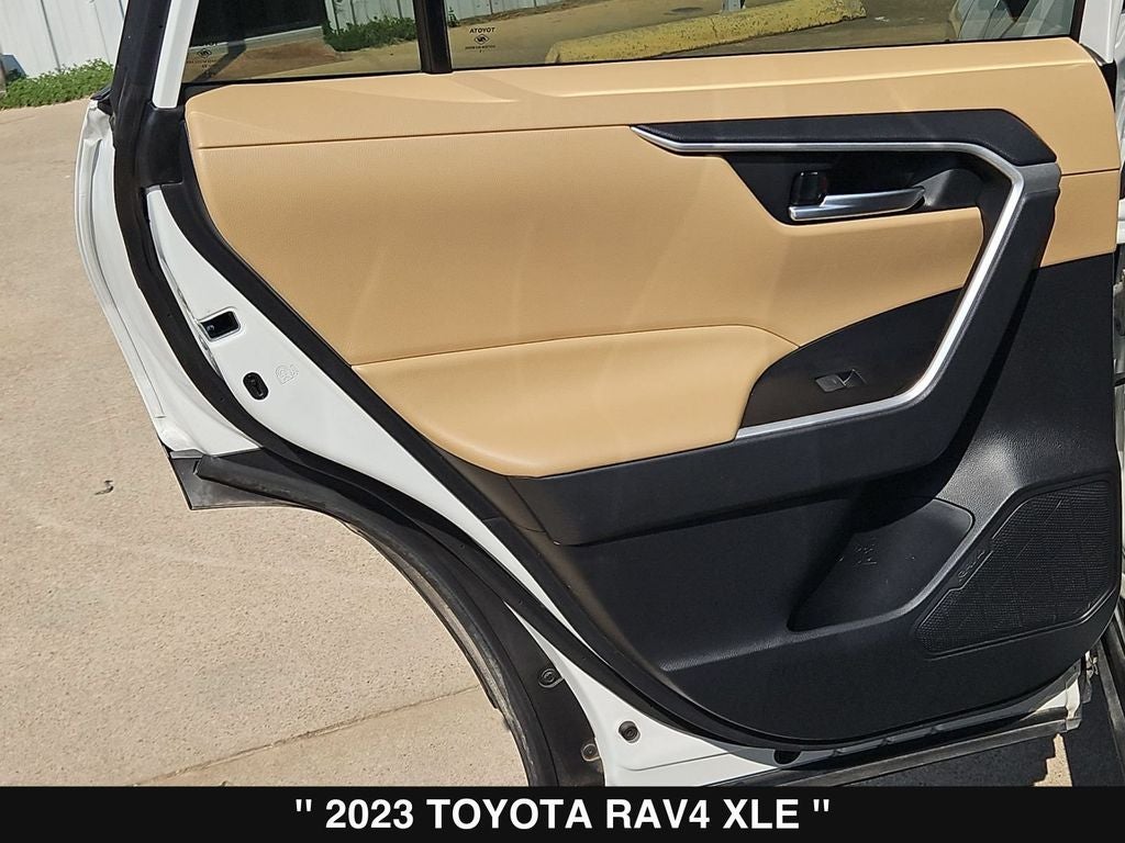 2023 Toyota RAV4 XLE