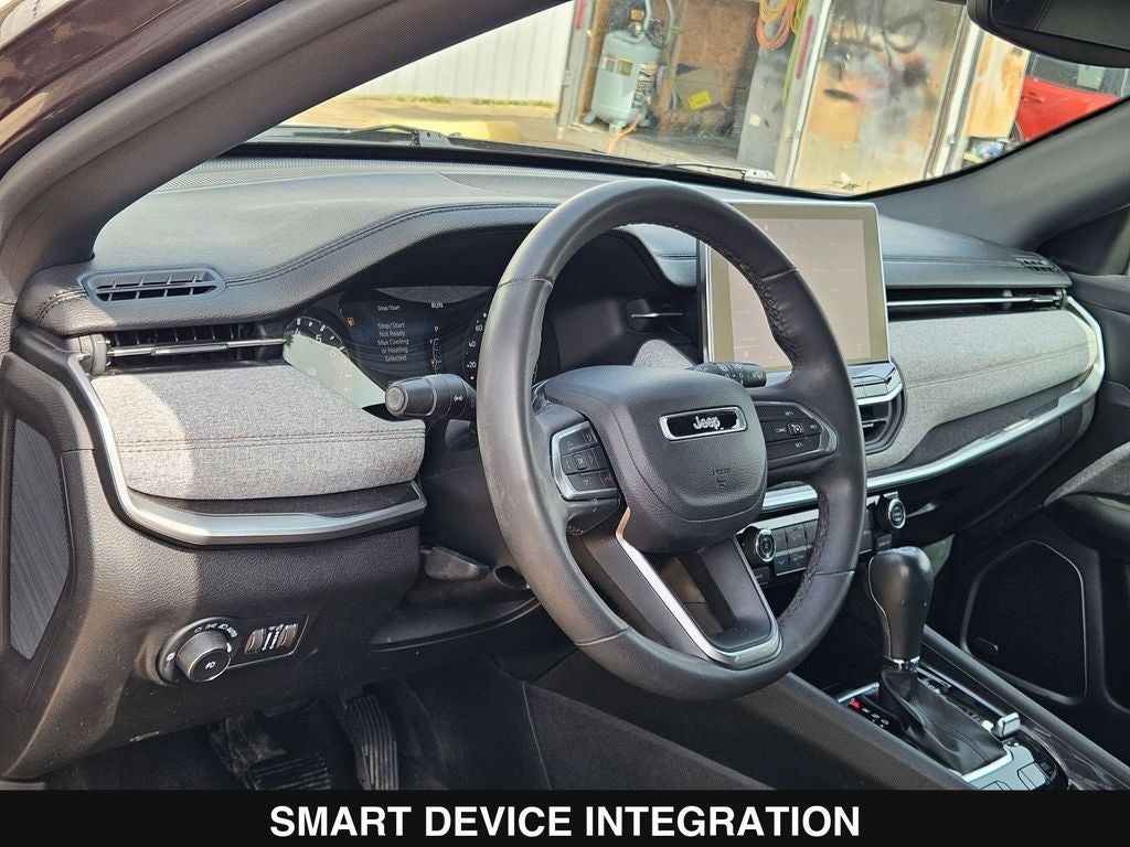 2023 Jeep Compass Latitude Lux