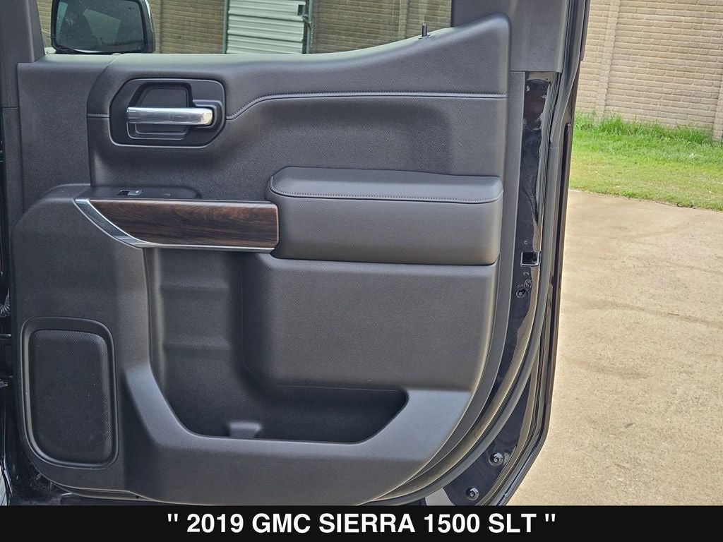 2019 GMC Sierra 1500 SLT
