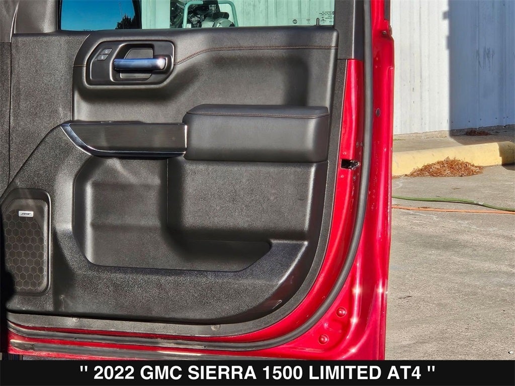 2022 GMC Sierra 1500 Limited AT4