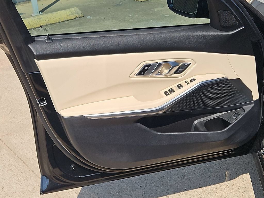 2023 BMW 3 Series 330i
