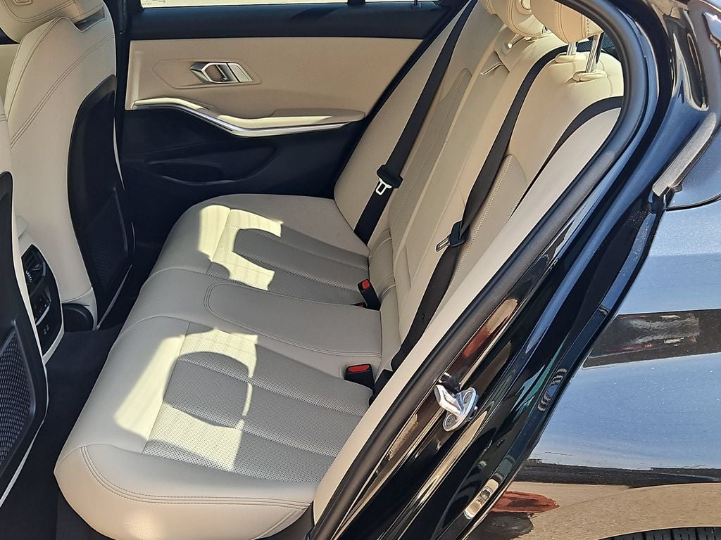 2023 BMW 3 Series 330i