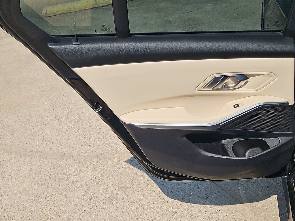 2023 BMW 3 Series 330i