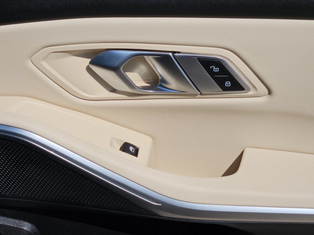 2023 BMW 3 Series 330i