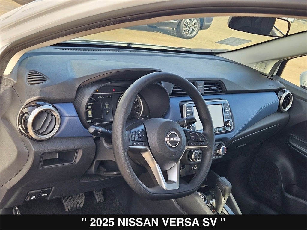 2025 Nissan Versa 1.6 SV