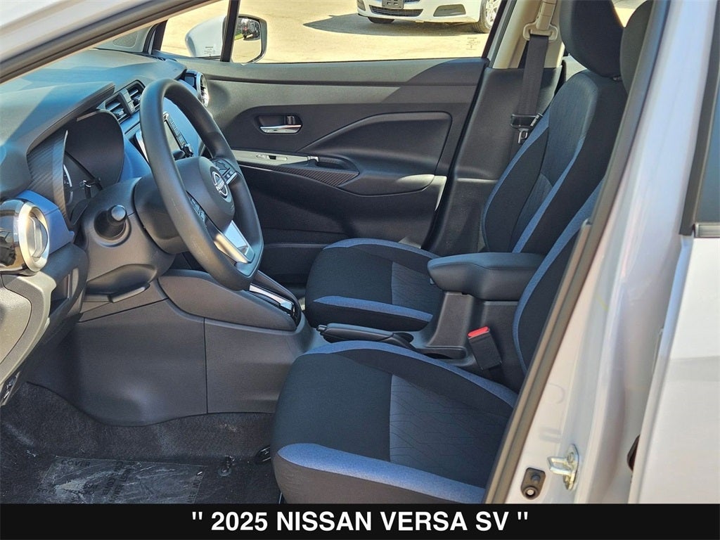 2025 Nissan Versa 1.6 SV