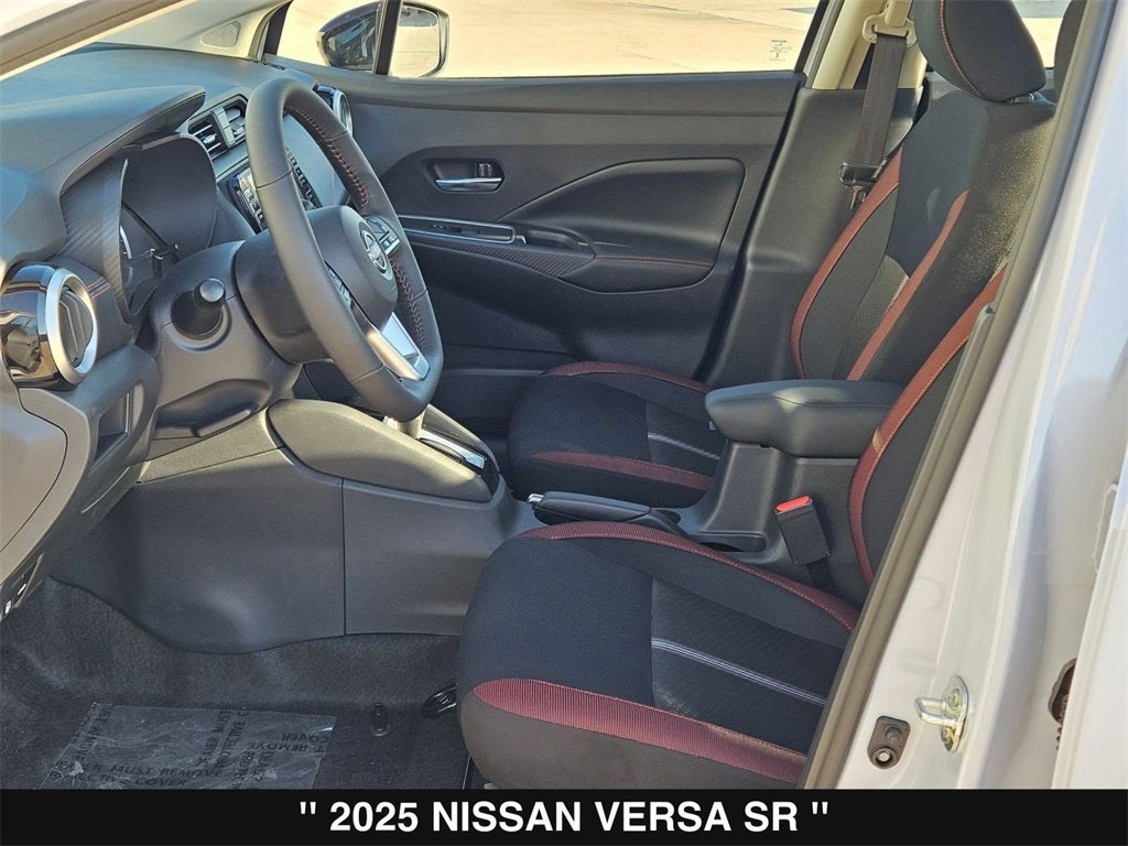 2025 Nissan Versa 1.6 SR