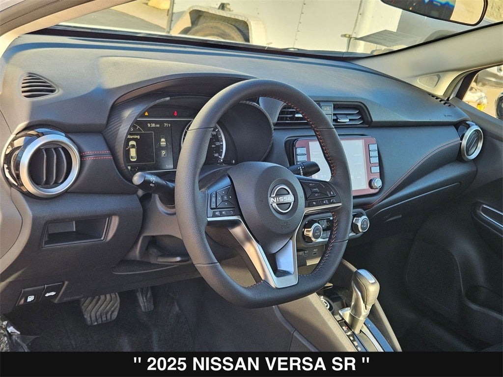 2025 Nissan Versa 1.6 SR