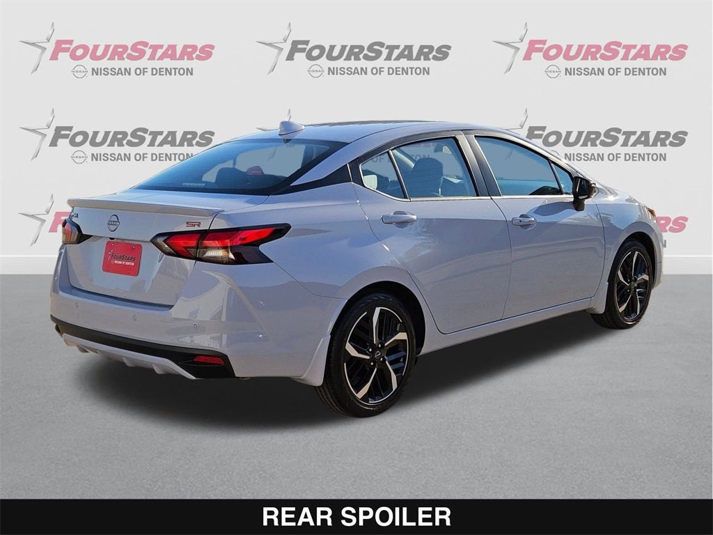 2025 Nissan Versa 1.6 SR