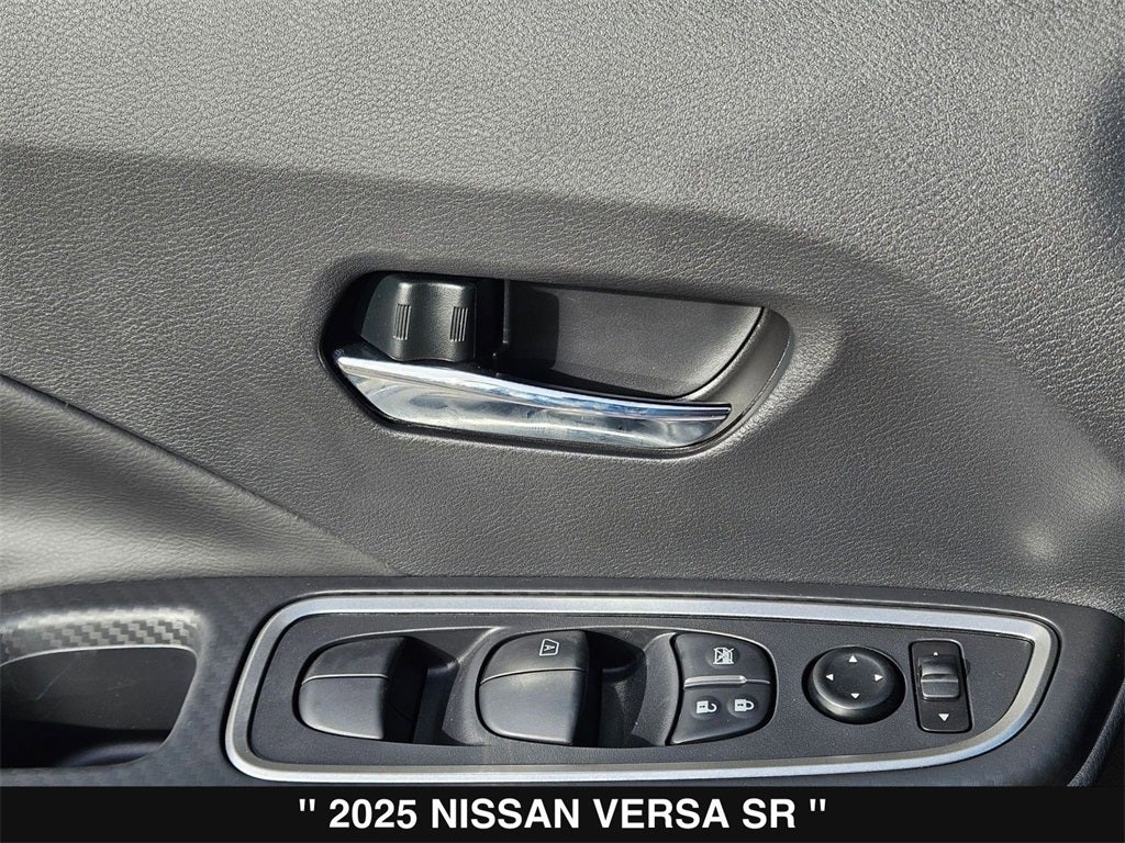 2025 Nissan Versa 1.6 SR