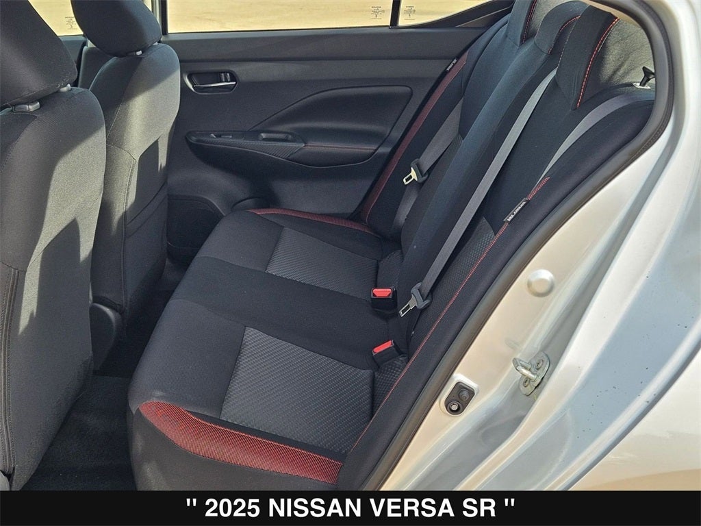 2025 Nissan Versa 1.6 SR