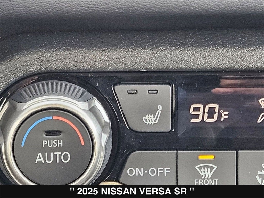 2025 Nissan Versa 1.6 SR