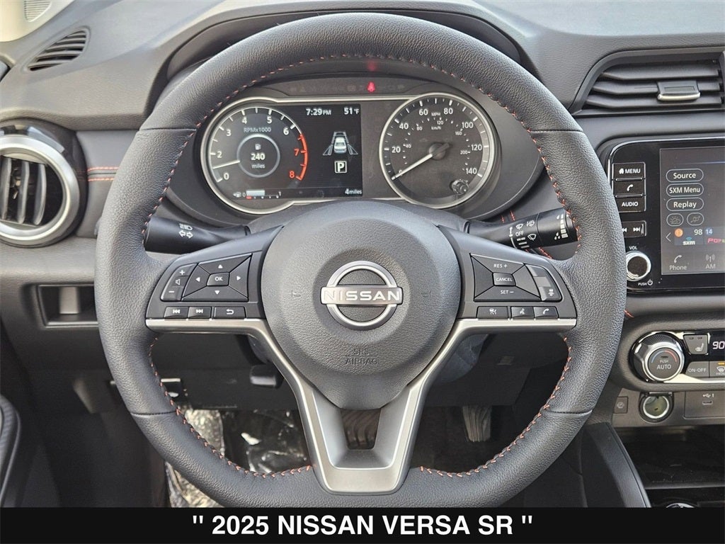 2025 Nissan Versa 1.6 SR