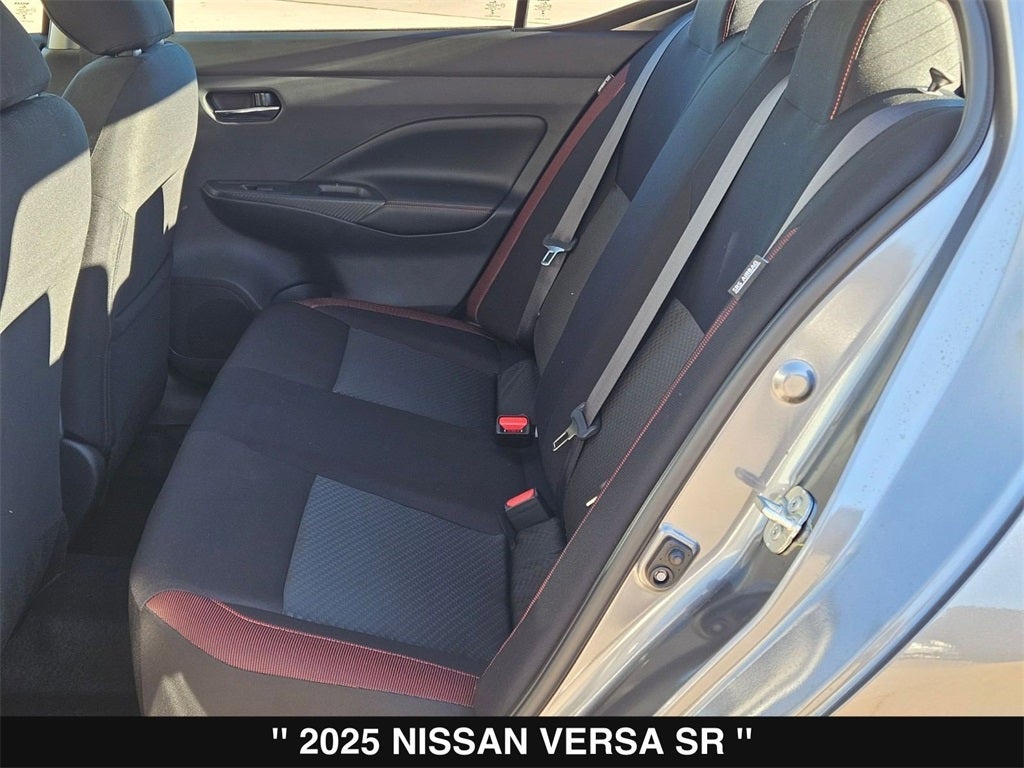 2025 Nissan Versa 1.6 SR