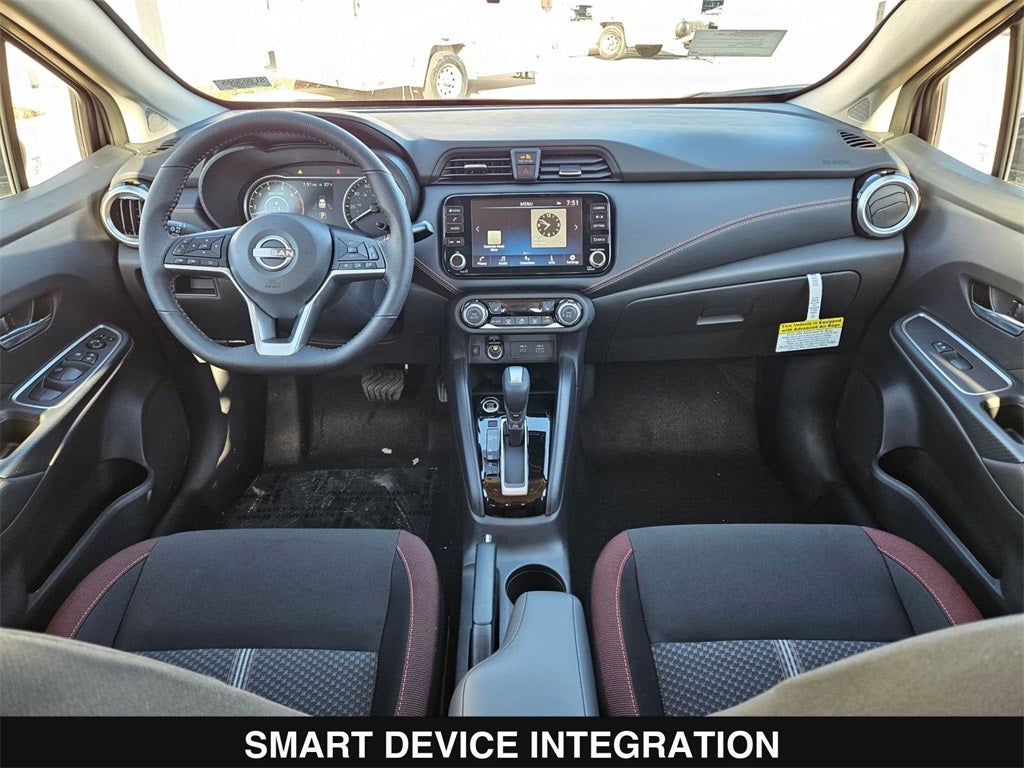 2025 Nissan Versa 1.6 SR