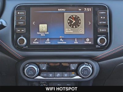 2025 Nissan Versa 1.6 SR