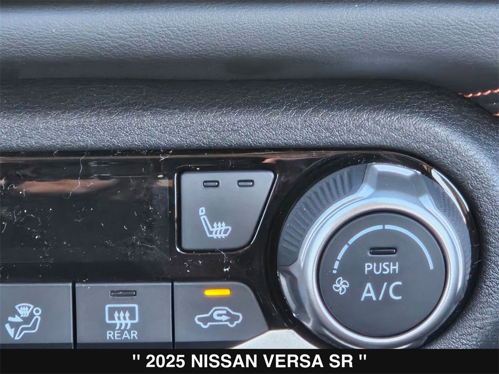 2025 Nissan Versa 1.6 SR