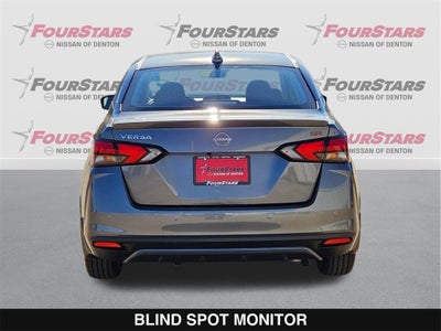 2025 Nissan Versa 1.6 SR