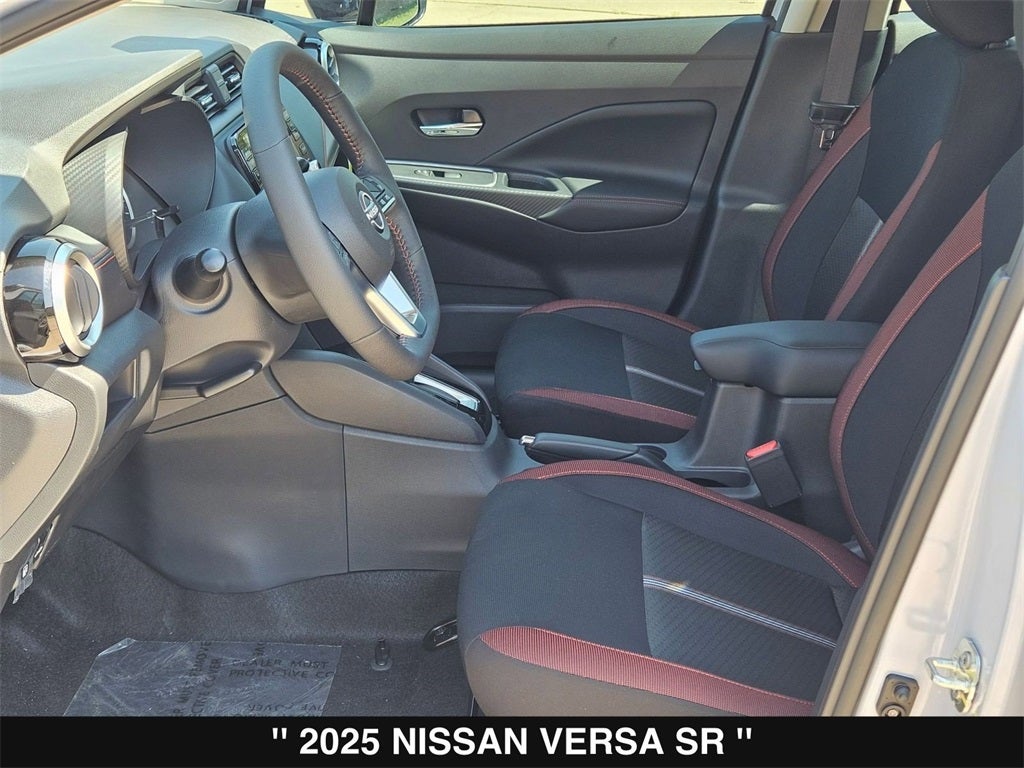 2025 Nissan Versa 1.6 SR