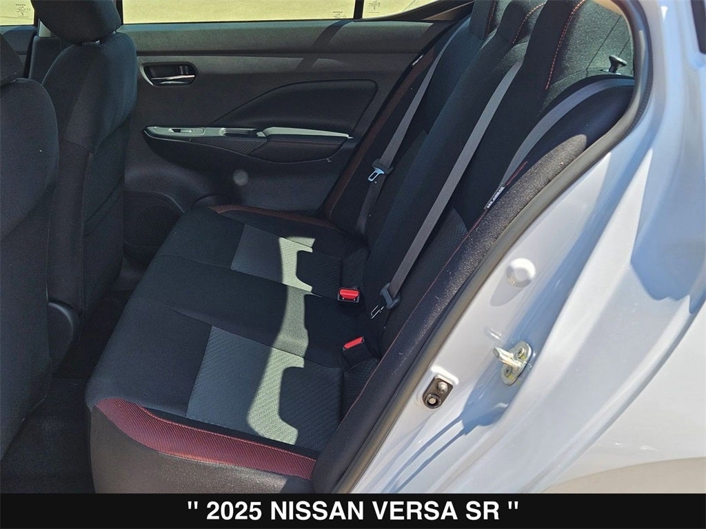 2025 Nissan Versa 1.6 SR