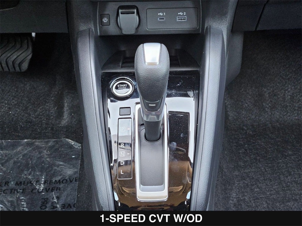 2025 Nissan Versa 1.6 SR