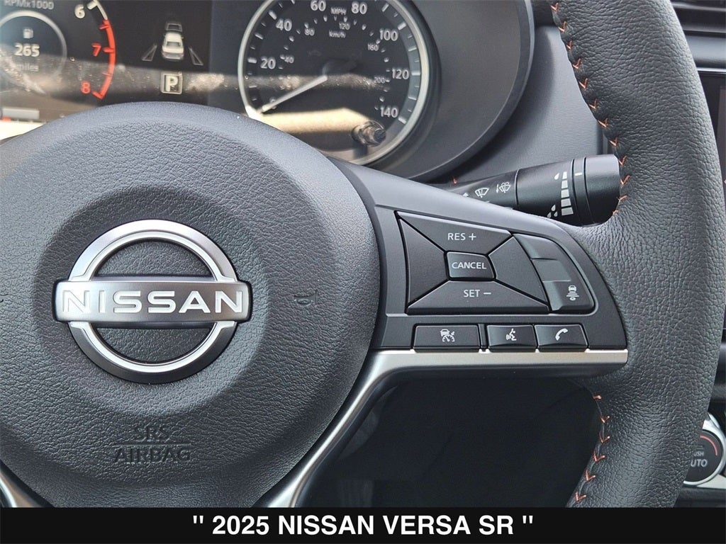 2025 Nissan Versa 1.6 SR