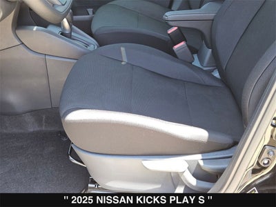 2025 Nissan Kicks Play S