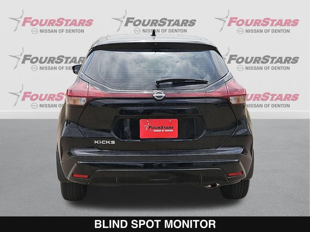 2023 Nissan Kicks S
