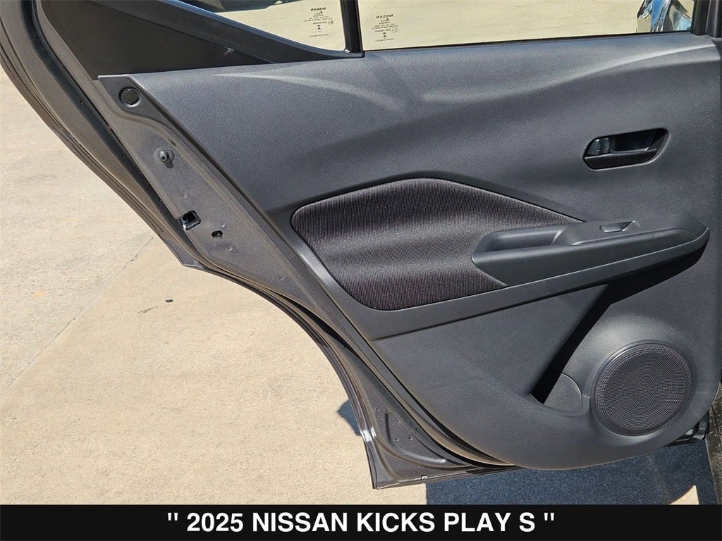 2025 Nissan Kicks Play S